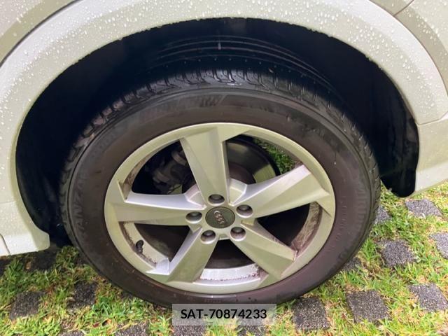 Audi Q2 2019-10 7782713-8