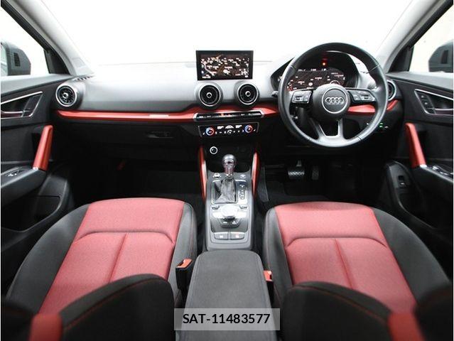 Audi Q2 2020-07 7782714-2