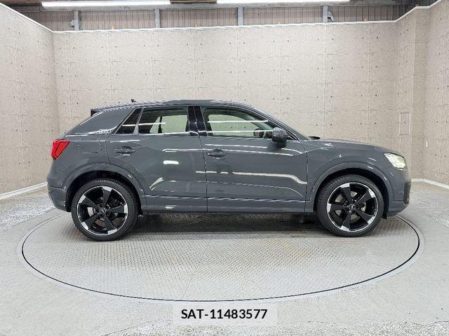 Audi Q2 2020-07 7782714-8
