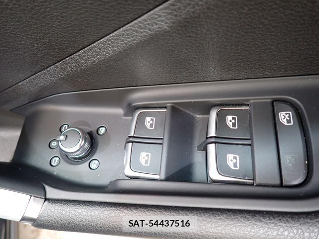 Audi Q2 2018-03 7782717-21