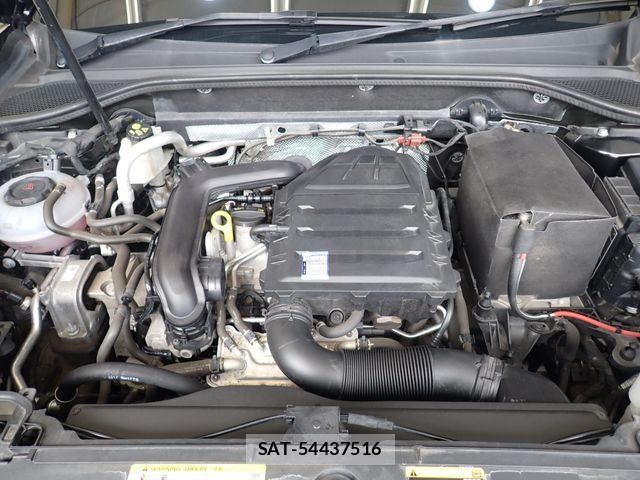 Audi Q2 2018-03 7782717-27