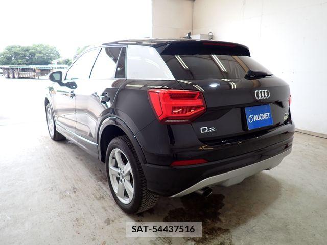 Audi Q2 2018-03 7782717-2