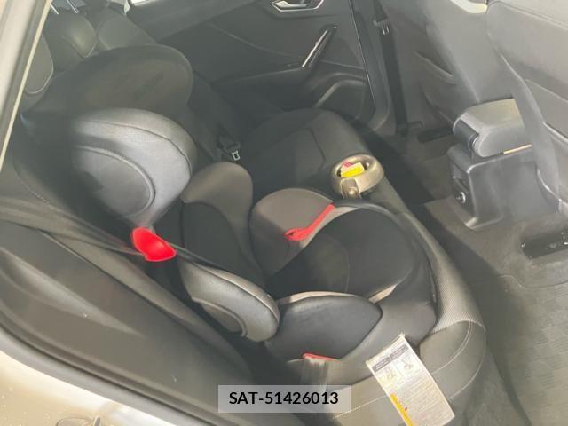 Audi Q2 2018-11 7875352-14