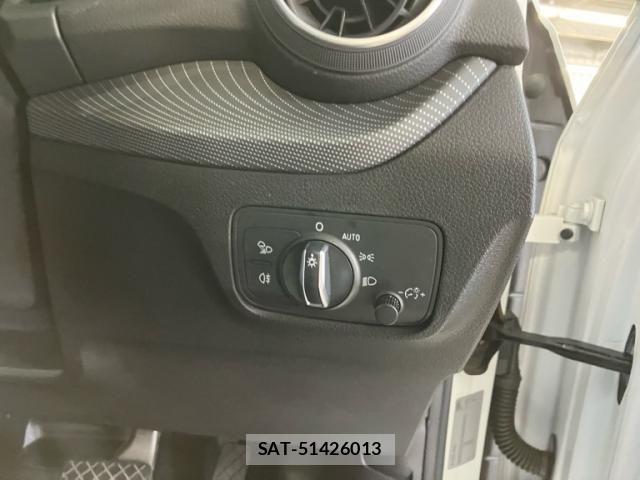 Audi Q2 2018-11 7875352-17