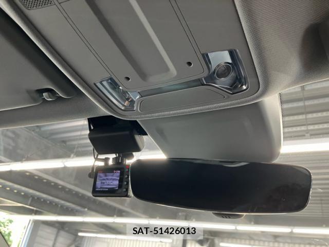 Audi Q2 2018-11 7875352-25