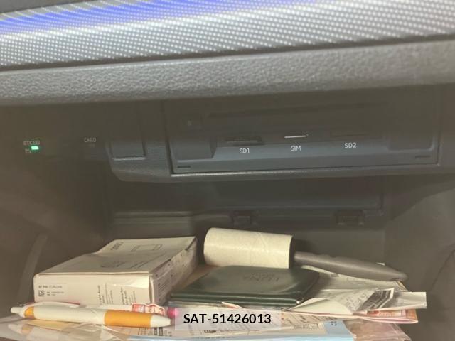 Audi Q2 2018-11 7875352-26