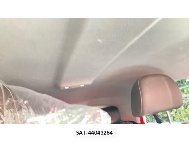 Audi Q2 2017-10 7875353-24
