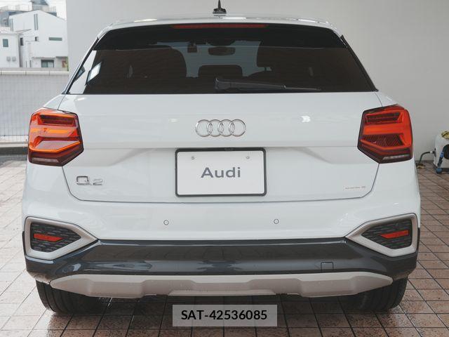 Audi Q2 2023-12 7875350-9