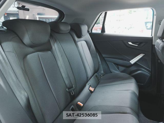 Audi Q2 2023-12 7875350-29