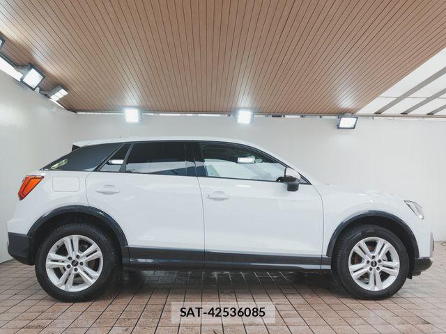 Audi Q2 2023-12 7875350-6