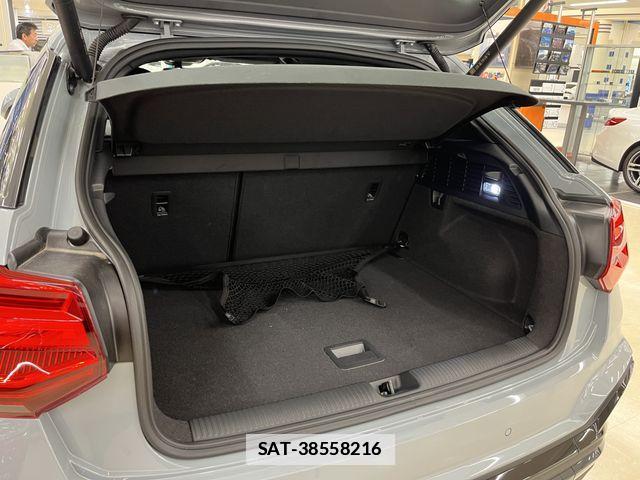 Audi Q2 2021-09 7902264-5