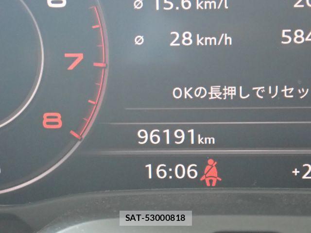 Audi Q2 2017-09 7960240-12