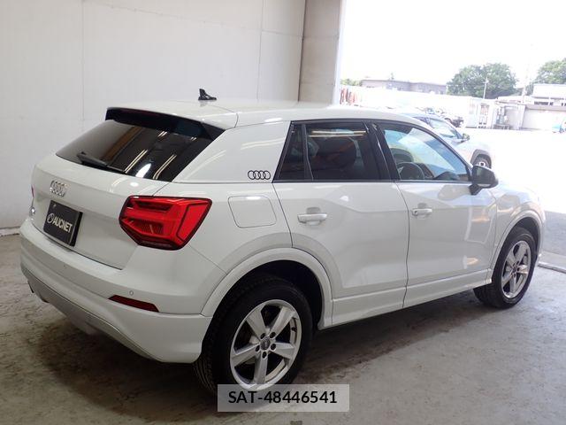 Audi Q2 2019-11 7978555-7