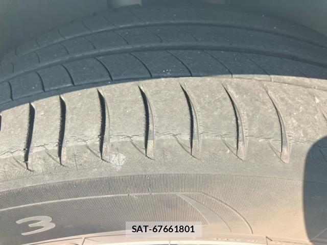 Audi Q2 2018-05 8129021-6