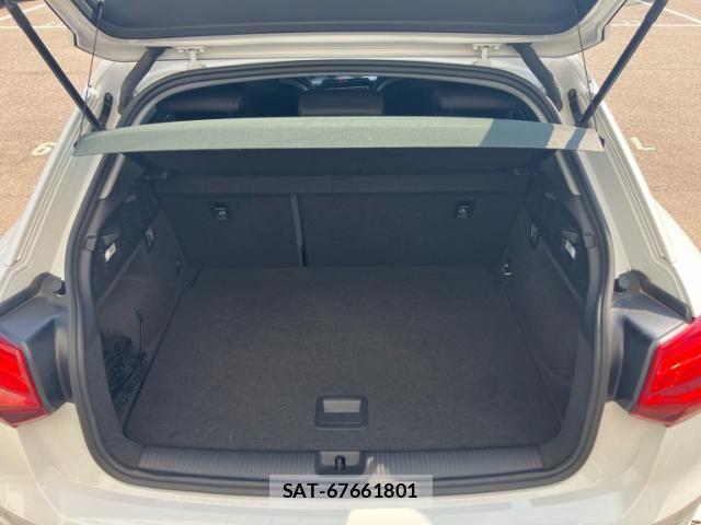 Audi Q2 2018-05 8129021-8