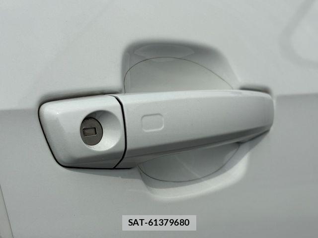 Audi Q2 2023-07 8129016-19