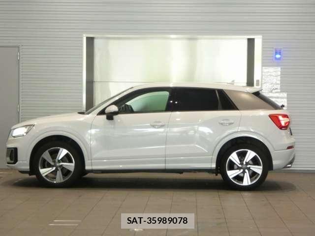 Audi Q2 2018-05 8206387-5