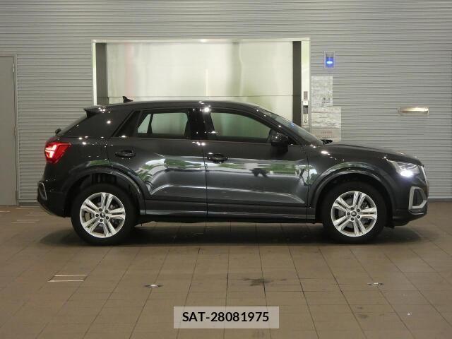 Audi Q2 2025-08 8206386-9