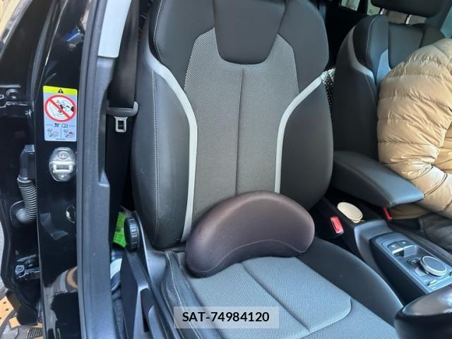 Audi Q2 2017-12 8228941-10