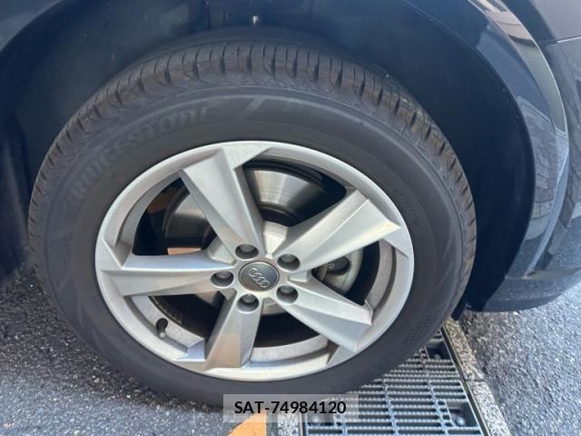 Audi Q2 2017-12 8228941-1