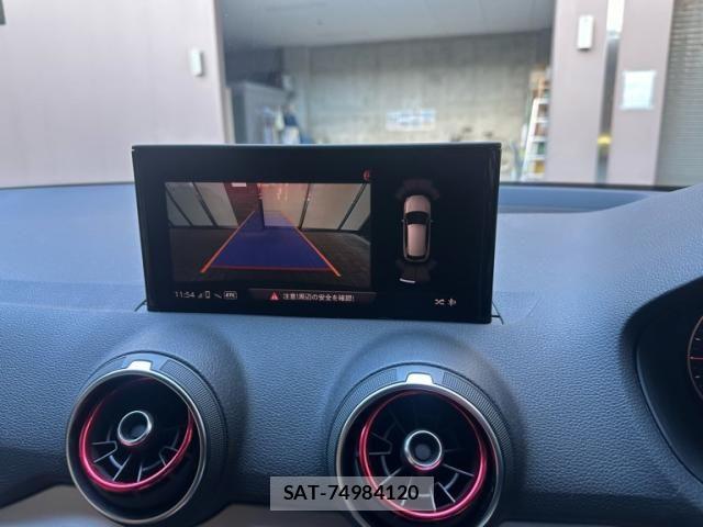 Audi Q2 2017-12 8228941-20