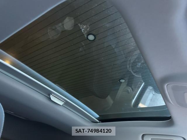 Audi Q2 2017-12 8228941-21