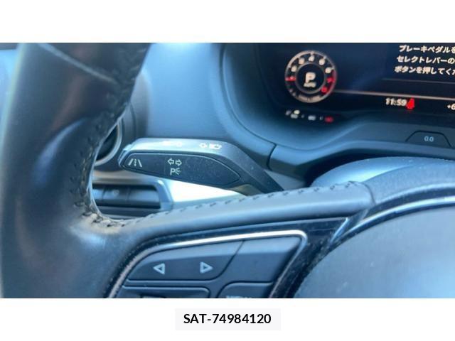 Audi Q2 2017-12 8228941-22