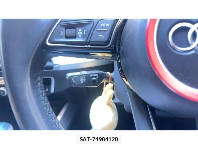 Audi Q2 2017-12 8228941-23