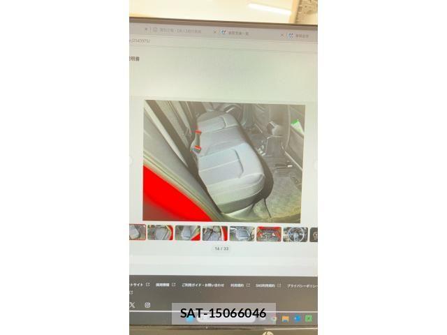 Audi Q2 2019-10 8228940-15