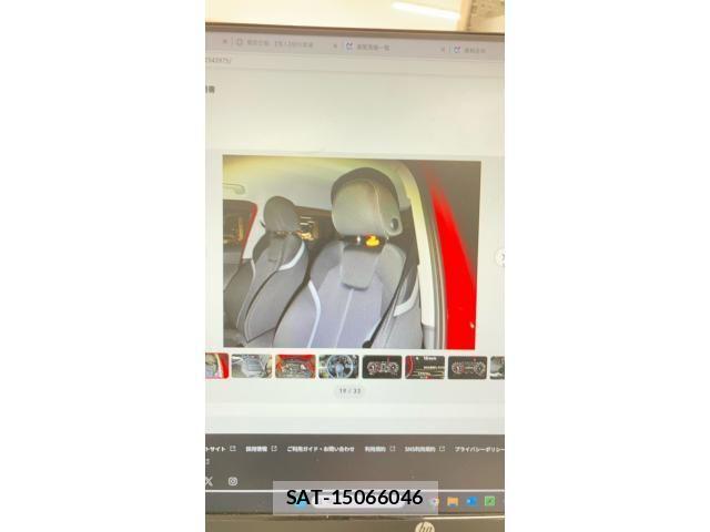 Audi Q2 2019-10 8228940-18