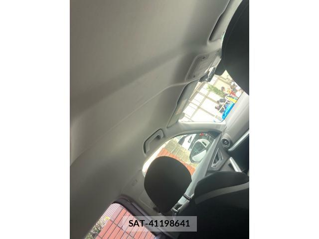 Audi Q2 2018-10 8313146-13