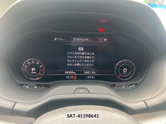 Audi Q2 2018-10 8313146-21
