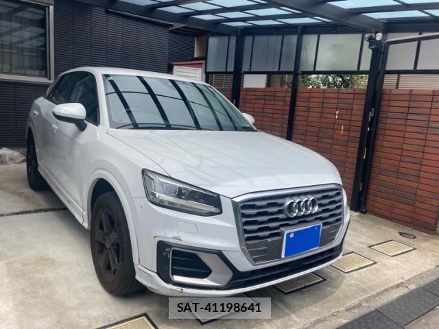 Audi Q2 2018-10 8313146-2
