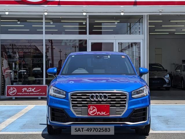 Audi Q2 2017-06 8334930-3