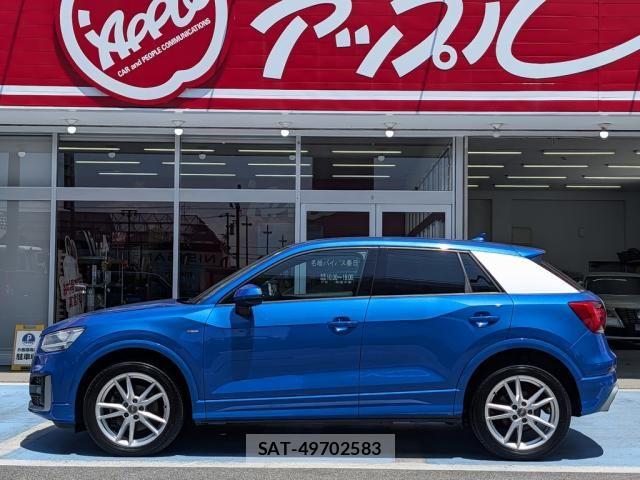 Audi Q2 2017-06 8334930-6