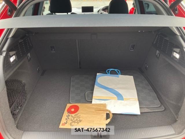 Audi Q2 2019-09 8334933-11