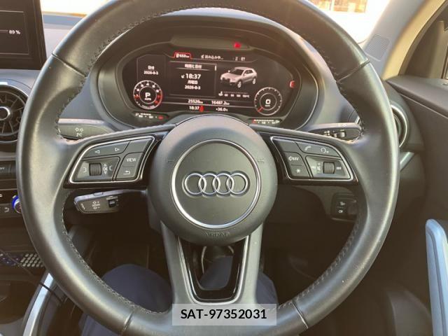 Audi Q2 2018-02 8334931-10
