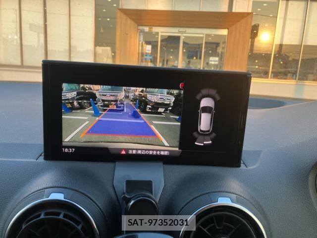 Audi Q2 2018-02 8334931-11