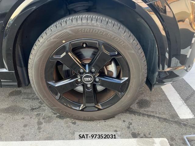 Audi Q2 2018-02 8334931-5