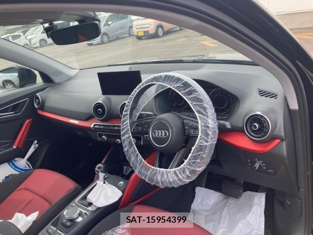 Audi Q2 2019-08 8364823-9