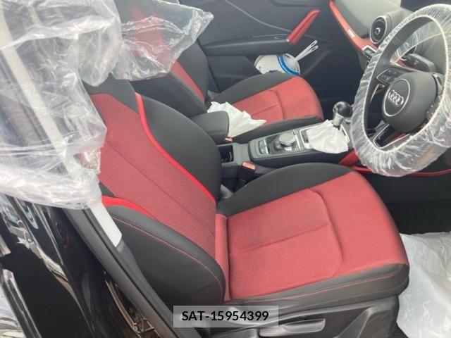 Audi Q2 2019-08 8364823-10