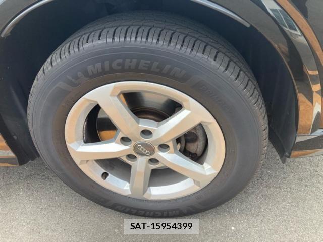 Audi Q2 2019-08 8364823-5
