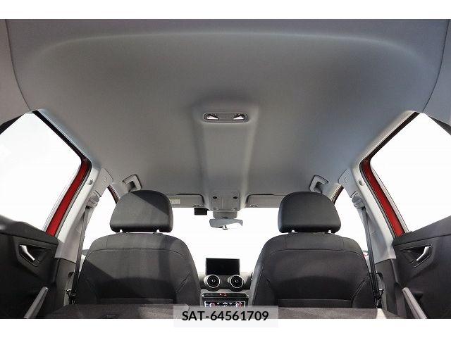 Audi Q2 2024-08 8364822-23