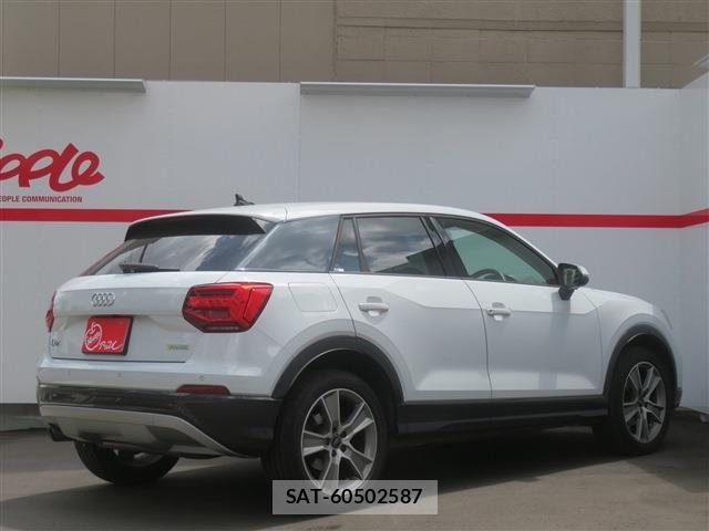 Audi Q2 2019-12 8364821-2