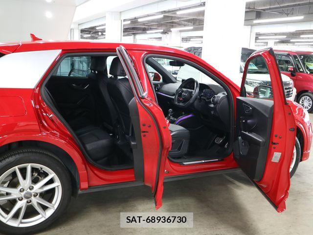 Audi Q2 2017-06 8411274-10