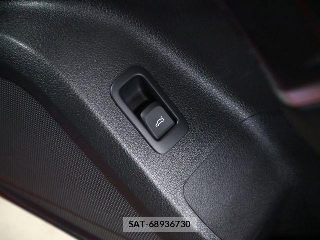 Audi Q2 2017-06 8411274-24