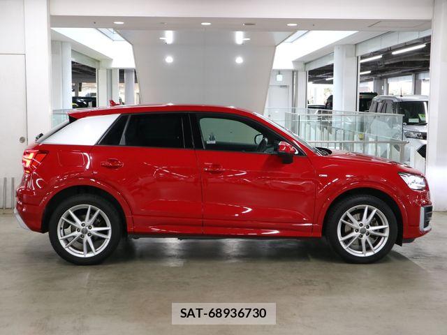 Audi Q2 2017-06 8411274-7