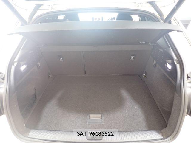Audi Q2 2018-12 8485051-24
