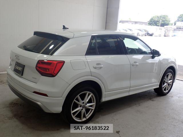 Audi Q2 2018-12 8485051-7