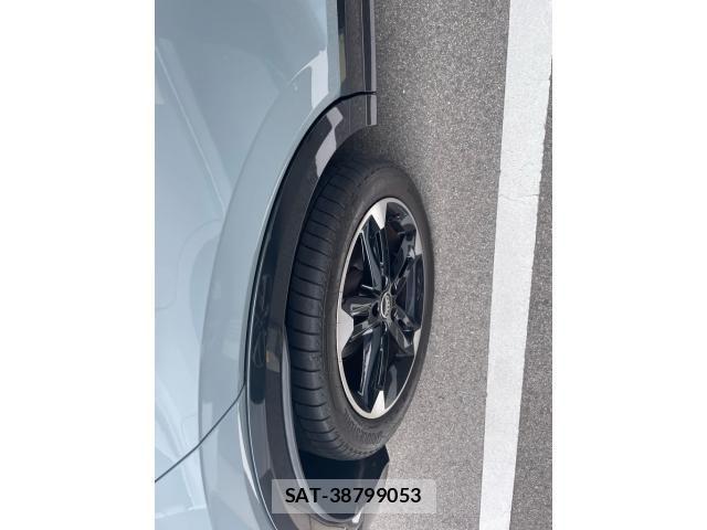 Audi Q2 2023-09 8561198-4
